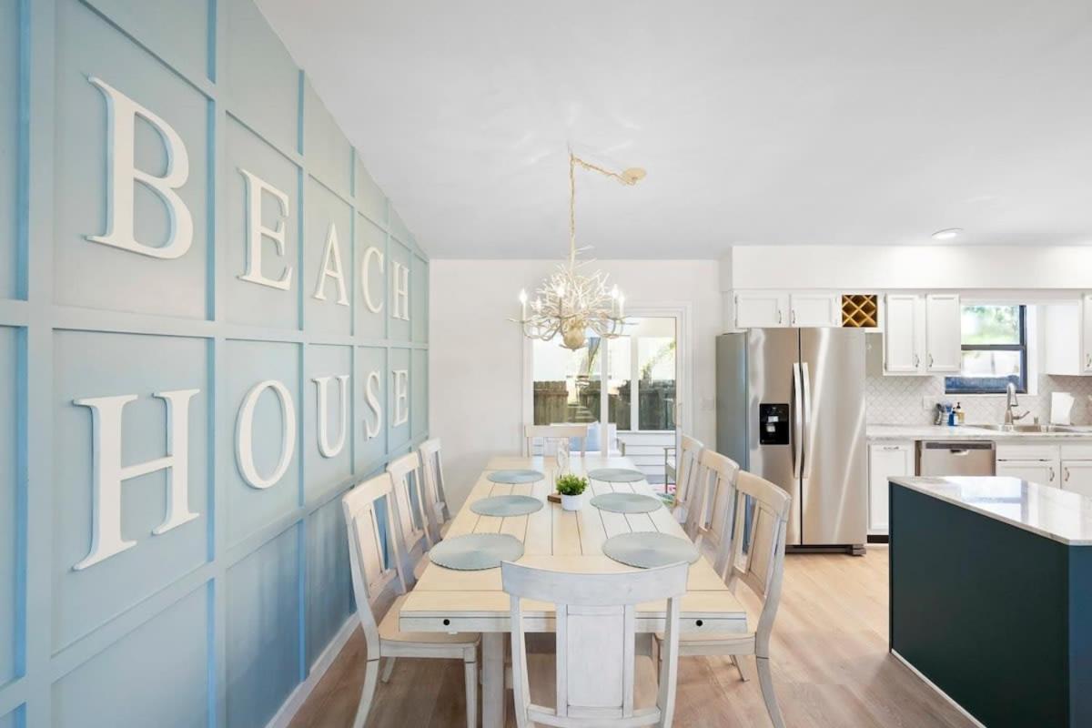The St Augusdream Renovated Beach House Sleeps 8 Walk To Beach St. Augustine Esterno foto