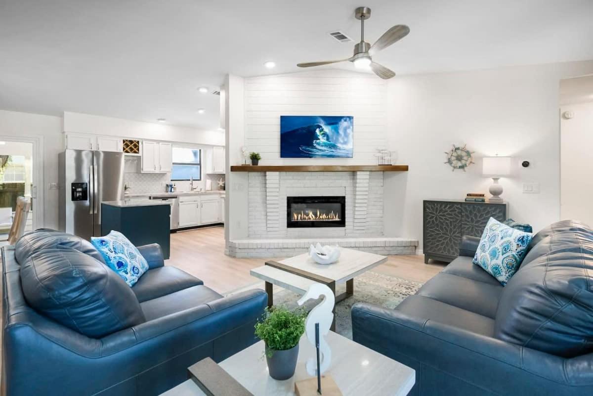 The St Augusdream Renovated Beach House Sleeps 8 Walk To Beach St. Augustine Esterno foto