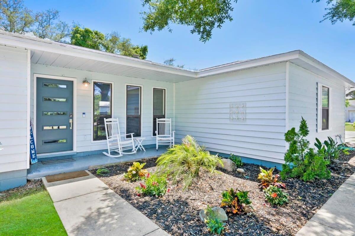The St Augusdream Renovated Beach House Sleeps 8 Walk To Beach St. Augustine Esterno foto