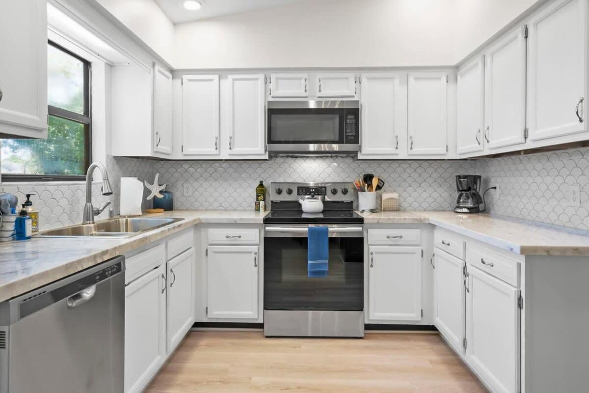 The St Augusdream Renovated Beach House Sleeps 8 Walk To Beach St. Augustine Esterno foto